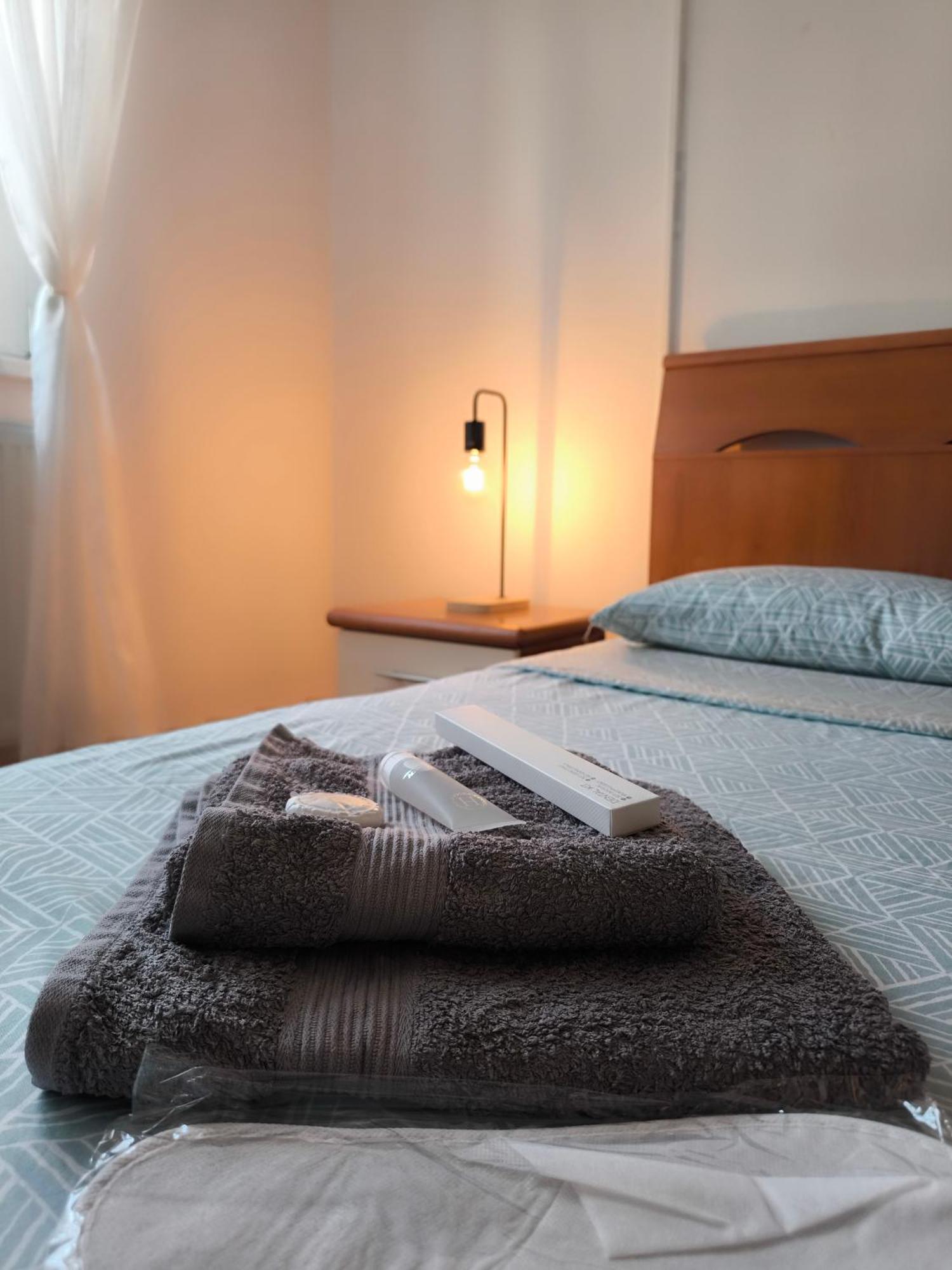 Old Town - Victoriei 5 Apartament Bucureşti