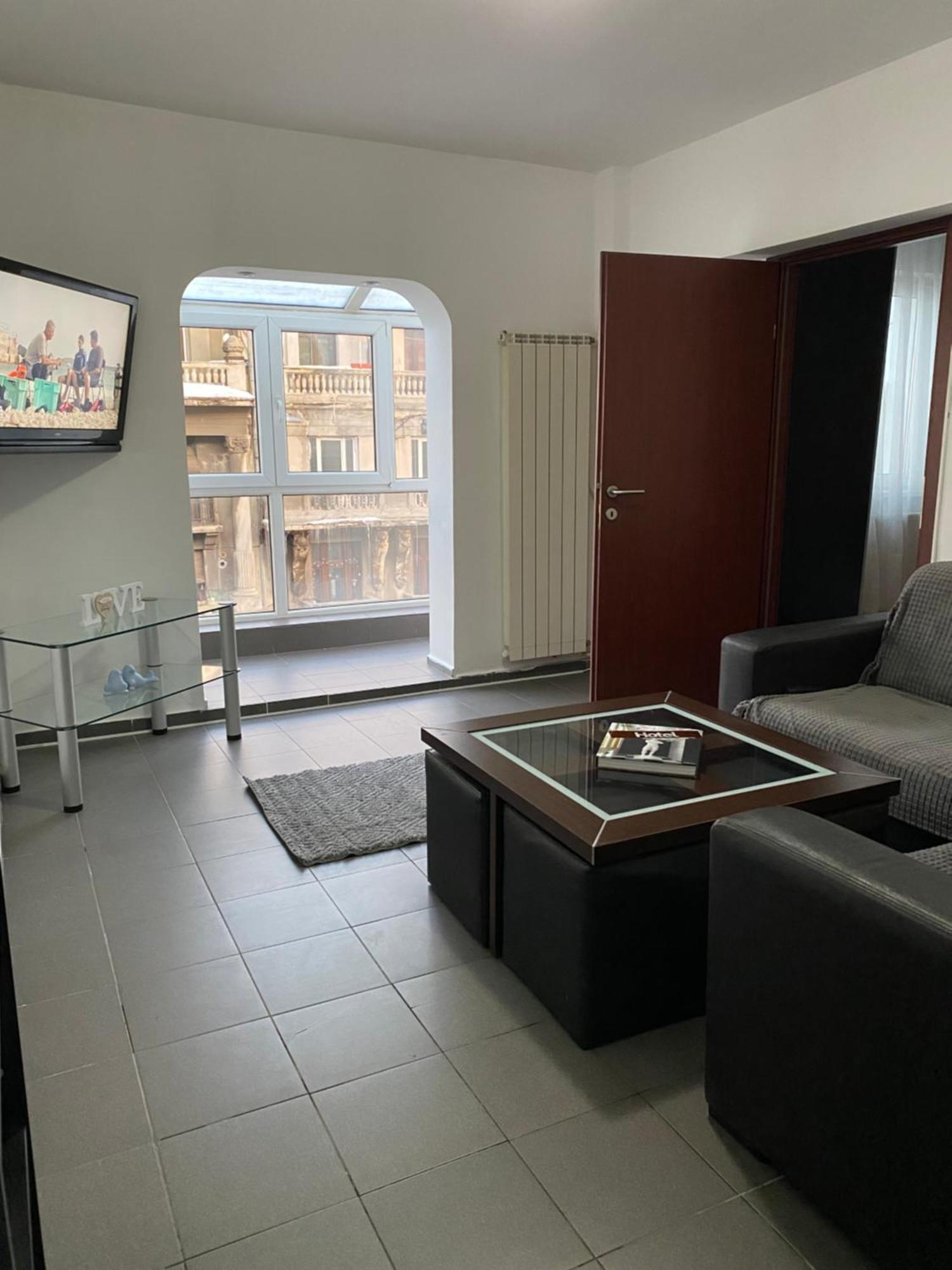 Old Town - Victoriei 5 Apartament Bucureşti